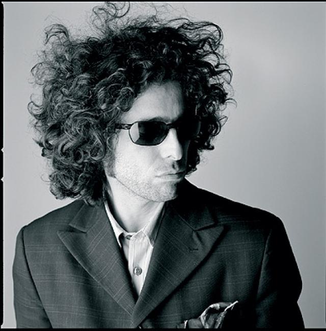 AndrÃ©s Calamaro en concierto en Guadalajara 